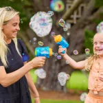 11347_BUNCH O BALLOONS_MIXED_BUBBLE BLASTER DIP SMALL 1000_LIFESTYLE_01A (1)