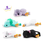 14902_HUG A LUMPS_Large_RANGE SHOT