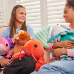 14903_HUG A LUMPS_MEDIUM_S2_LIFESTYLE_02 A