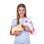 14904_HUG A LUMPS_SMALL-S2_LIFESTYLE_WHITE_01A